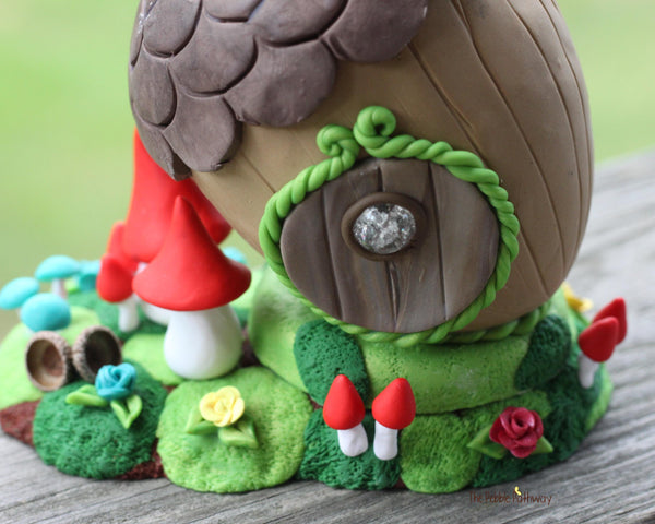 Acorn and mushrooms Fairy House with lights and hidden compartment